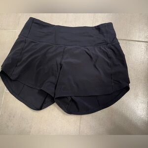 Lululemon speed up high rise 4” inseam short